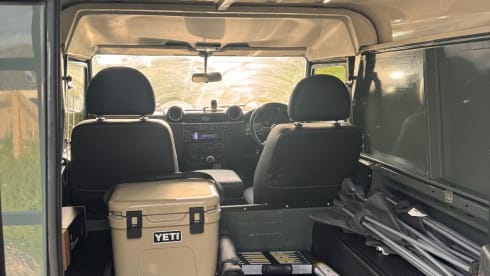 Adventurer  – Landrover 90 with ikamper tent sleeps 2 