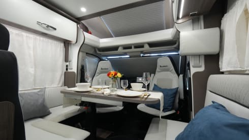 Tessoro 463 – 5p Benimar semi-integrated uit 2025