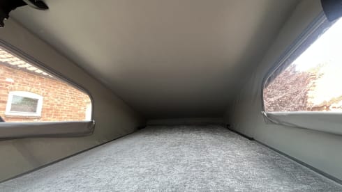 * Automatic* 4 berth VW camper with all mod cons