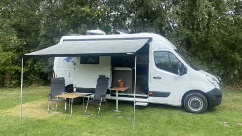 ORBIS – 2p Renault bus from 2018 Travel case built for convenience. none like this