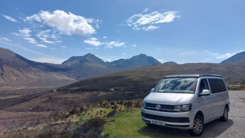 Bilbo – 4 berth Volkswagen campervan from 2018