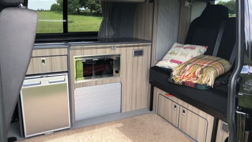 Betty – 2 berth 2018 VW Campervan