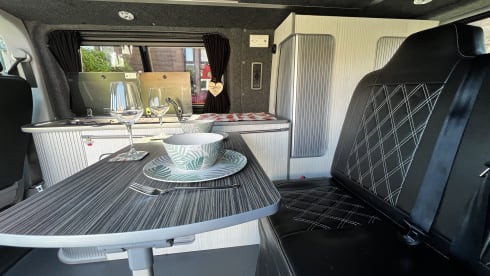 Stella – Beautiful 4 Berth VW Campervan