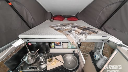 Luxury and complete bus camper - Ford Nugget Westfalia with lifting roof