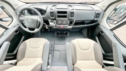 Jumpy – 2024 Roadcar Citroen Jumper