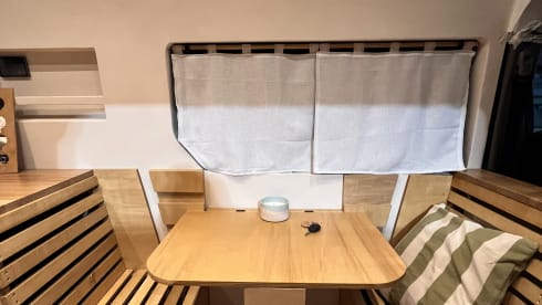 Cees de Camper – Spacious, cozy camper van from 2020