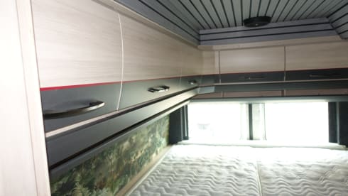 De Crafter – 2p Volkswagen bus from 2010
