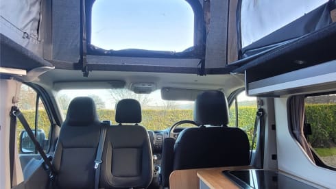 4 Berth Vauxhall Vivaro LWB Campervan