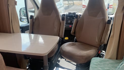 3 Berth 4 Belted Seats Carado semi-integrated from 2016 