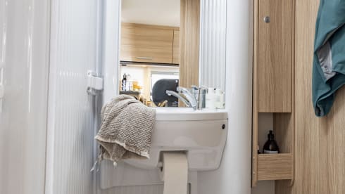 Victory – 2p Sunlight semi-integrated from 2024