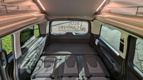 Crosscamp op Mercedes Vito - Avontuur voor 4 (5) pers.