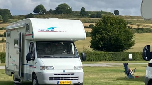 Spacious comfortable alcove camper 