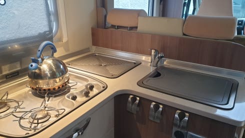 Gertie – Luxury 4 berth Burstner, fixed bed, heating, satellite TV