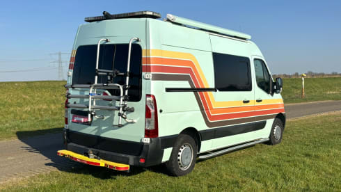 Kees ''Keesie'' de Kemper – Nice Opel camper van for 2 people