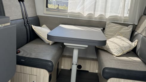 6p Citroën alcove uit 2025