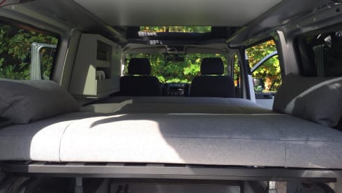 Silverstar – 4p Volkswagen camper van from 2011