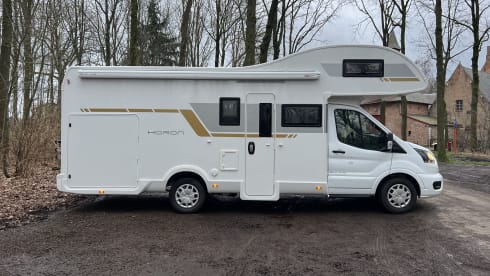 5p Ford alcove from 2021 xxl garage