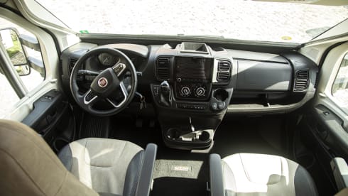 Book now new fiat 180hp for rent