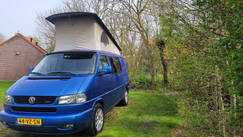 4p Volkswagen bus from 2001