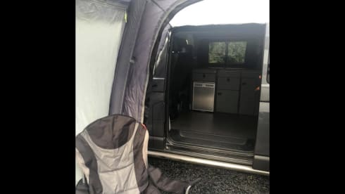 Arnold – "Arnie" T5 Volkswagen 2 Birth Campervan (5 Seater Fully Insured)