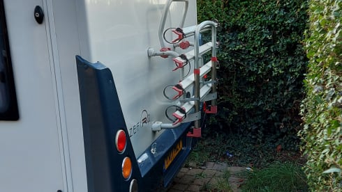 South Coast Explorer – 4 berth Roller Team Coachbuilt from 2017