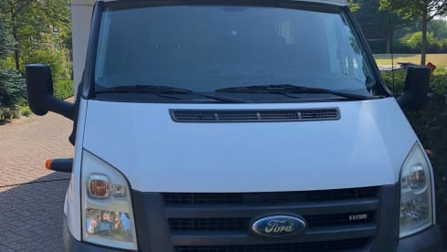 Fine and complete Sunlight with fresh interior