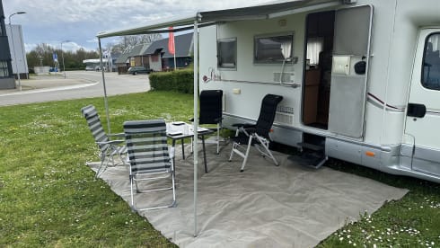 Mobilvetta 4 persons / 6 seats