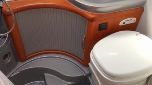 Juline – Ford Hobby Edition 