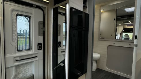 640 – 4p Chausson semi-integrated from 2023