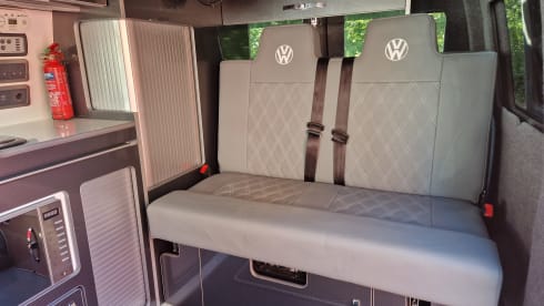 Bluebell – VW T6 4 berth Campervan - Automatic