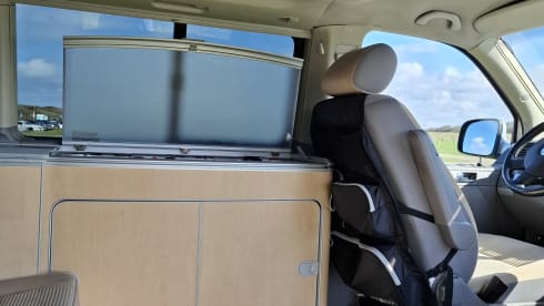 Lizzy – 4p Volkswagen bus from 2007
