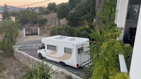 LouLou – Adria Mobil integrated from 2003