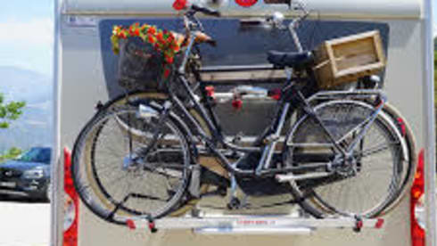 Vanity; chique met klasse. In stijl op reis! – Eitelkeit; schick mit klasse. Stilvoll reisen! 4 Schlafplätze!