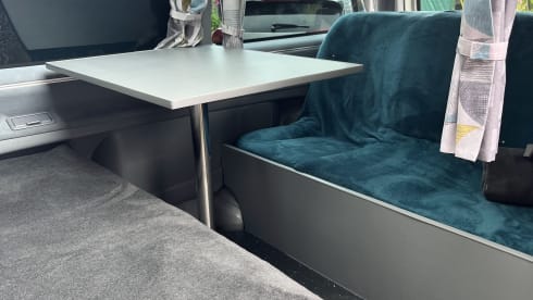 Toyota-Wohnmobil mit 2 Schlafplätzen, Baujahr 1999