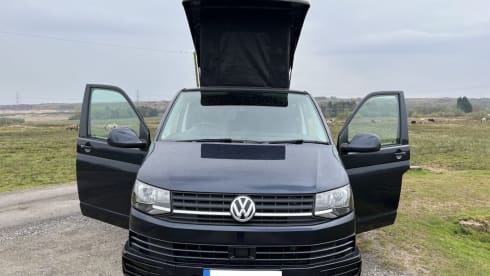 Charli  – VW 4 berth 2018 Volkswagen Off Grid Camper 