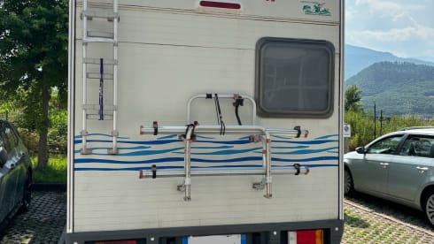 Noleggio Camper 7 Posti - Spazioso e Confortevole!
