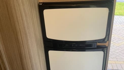 4 berth Benimar semi-integrated from 2021