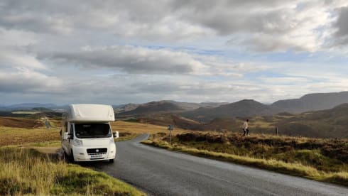 Family Fiat Bessacarr  5berth/5belt Motorhome Hire
