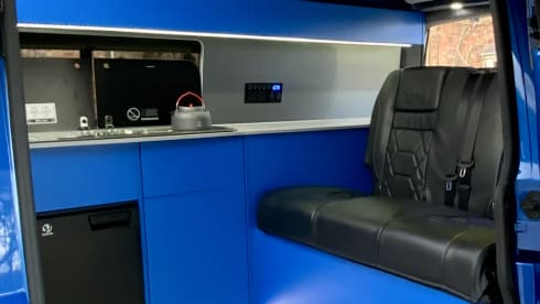 Claudia – 4 berth VW Campa