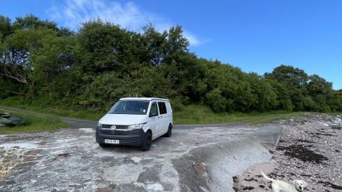 Geronimo  – 4 berth Volkswagen campervan from 2020