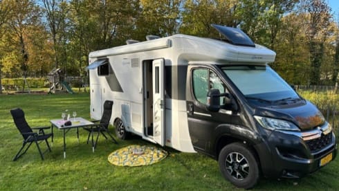 - – Adria Sun Living (2022): Ruime, luxe, 5-persoons camper