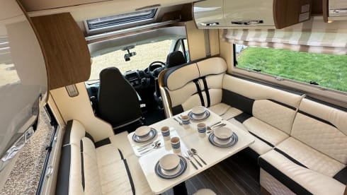 Destiny – 6 berth Fiat Autoroller Luxury model