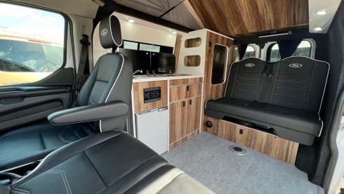 Tourists in Transit – Ford Transit Campervan