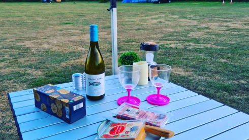 Little Trail Collective – Camper Volkswagen a 4 posti letto del 2024