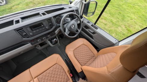 Thor – VW Crafter 5 Berth Motorhome