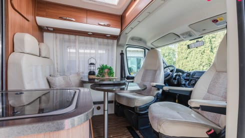 Adria Twin SLX buscamper