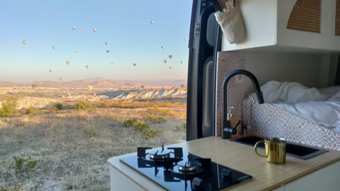 Dolf – luxury Fiat bus camper, fits in all parking spaces 