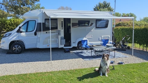 Compass – Stunning 6 berth 6 belt