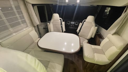 TOP Full Optional Motorhome