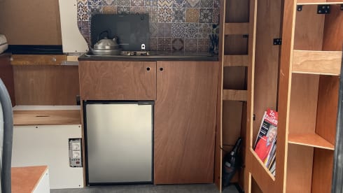 Brum – 2p Renault Master DIY Camper von 2012